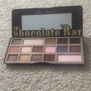 Too Faced Chocolate Bar